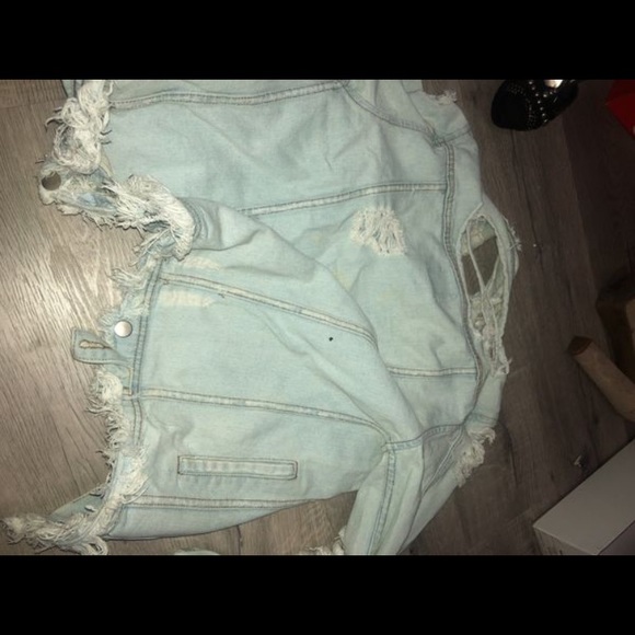 UNIF ripped jean jacket - Picture 3 of 3